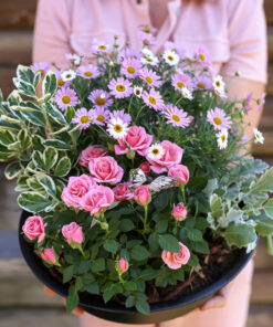 Kukkakoulu - Kesäkukkailta ja istutus myymälässä 12.5.